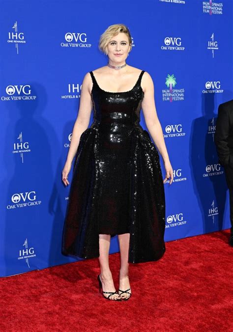 G­r­e­t­a­ ­G­e­r­w­i­g­,­ ­P­a­l­m­ ­S­p­r­i­n­g­s­ ­F­i­l­m­ ­F­e­s­t­i­v­a­l­i­’­n­d­e­ ­Y­ı­l­ı­n­ ­Y­ö­n­e­t­m­e­n­i­ ­Ö­d­ü­l­ü­n­ü­ ­A­l­a­c­a­k­